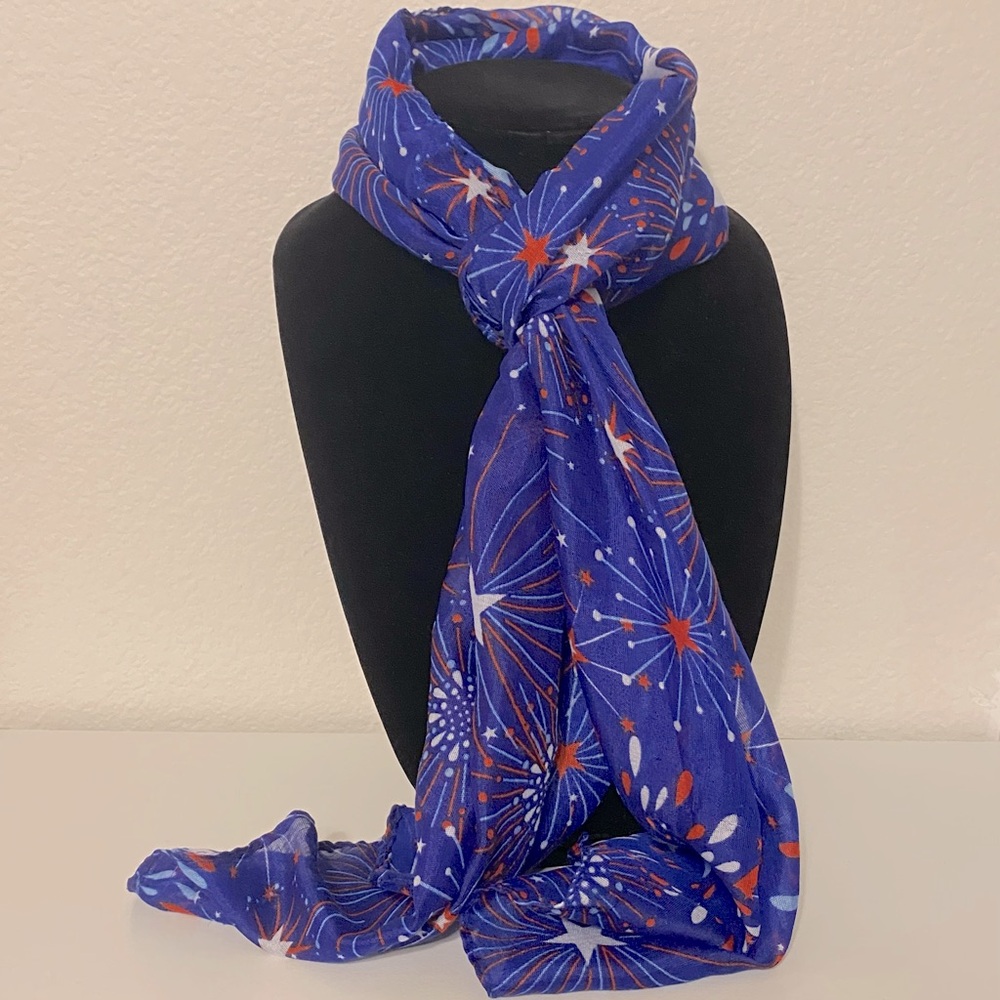 (NWOT) Red, White, & Blue Star Firework 4th of July Patriotic Summer Scarf